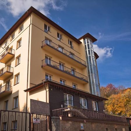 Pensjonat Henryk Krynica Zdroj Bagian luar foto