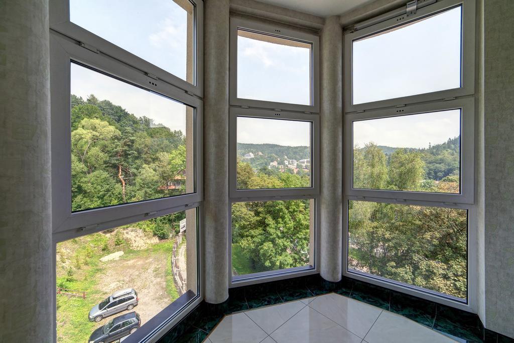 Pensjonat Henryk Krynica Zdroj Bagian luar foto